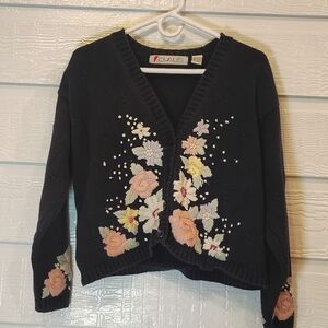 Vintage Chaus Cardigan Embroidery Flowers Shoulder Pads Size MEDIUM Cottagecore